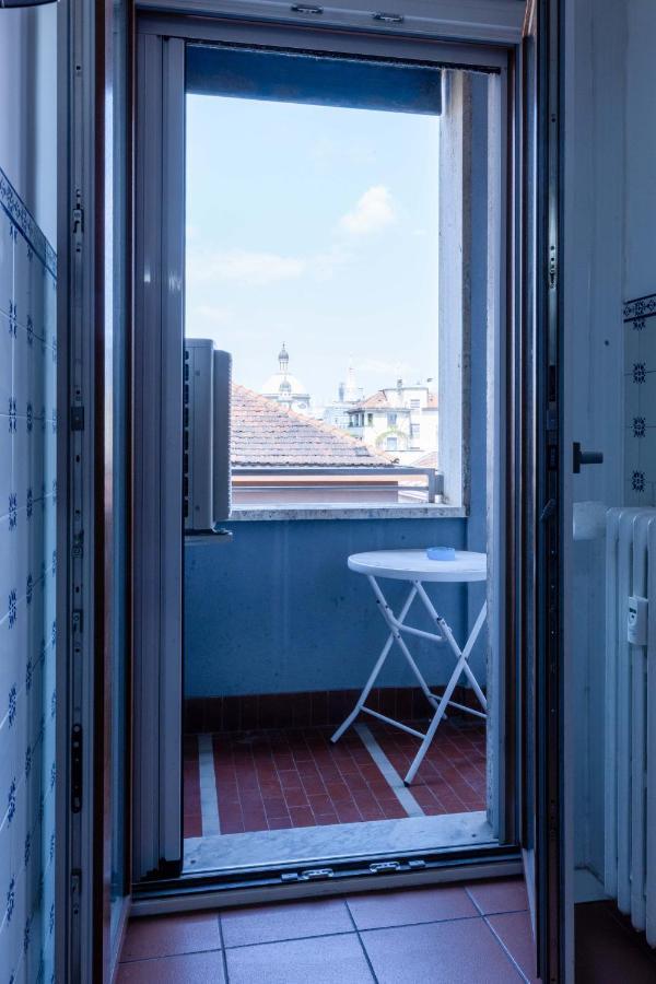 Milan Flat 5 Min From Duomo With Park For Small Cars Екстер'єр фото